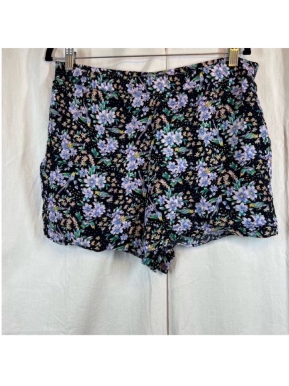 Anthropologie attwa  dainty floral whimsy high rise shorts soft girl feminine